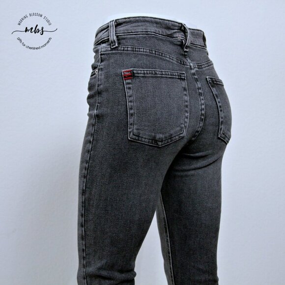 BDG Kick Flare High Rise‎ Cropped Jeans with Frayed Hems - Picture 6 of 9